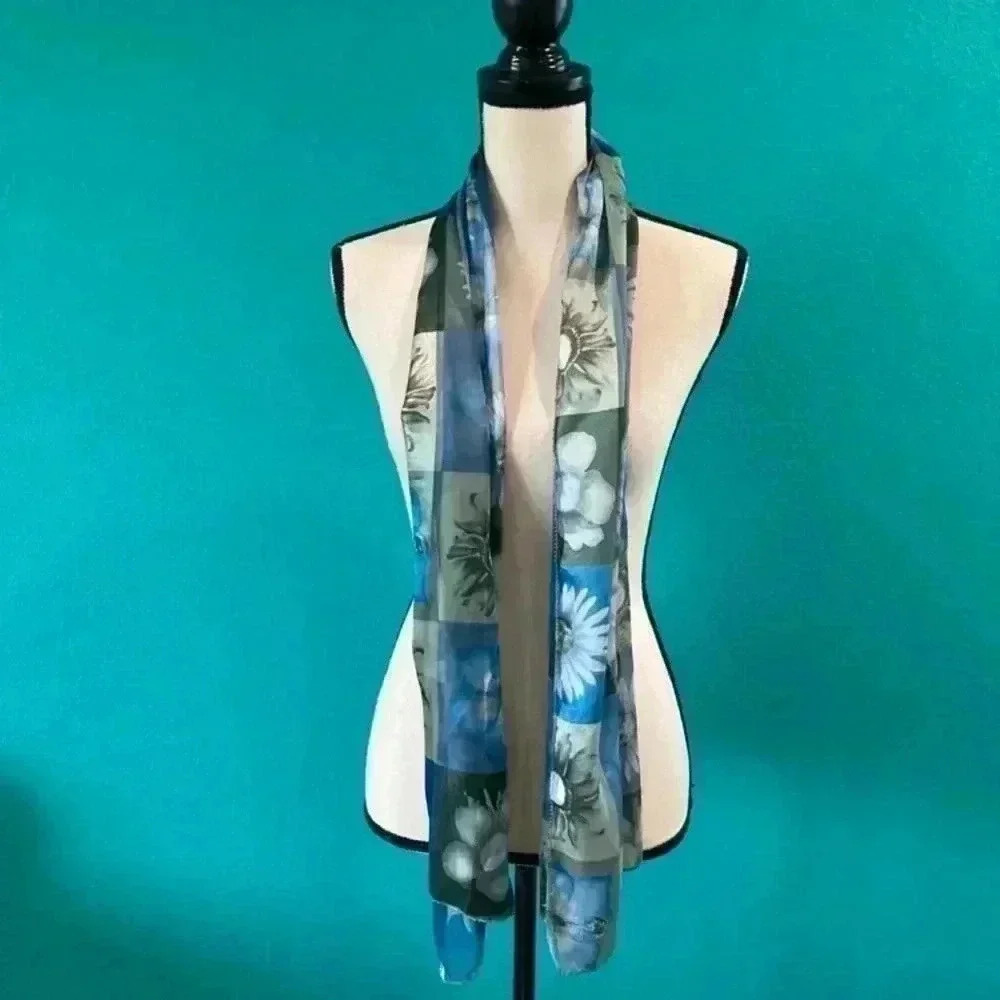 Shinny thin floral accent scarf in green and blue
